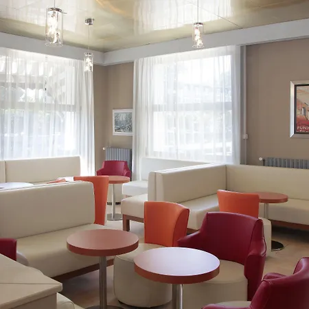 מלון Sainte Suzanne לורדה