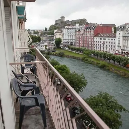 Sainte Suzanne מלון