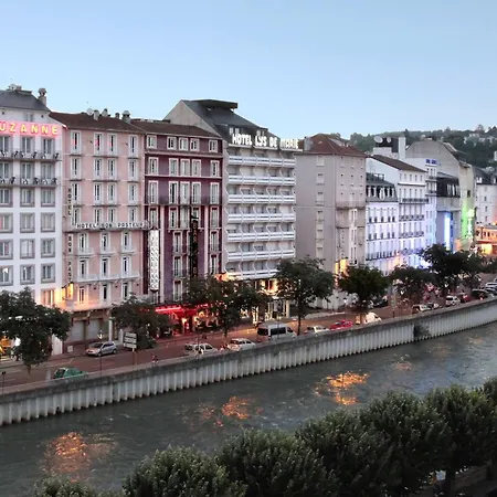 Sainte Suzanne Отель 3*