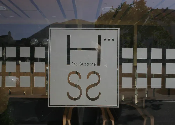 Sainte Suzanne Лурд