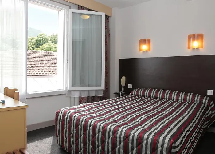 Sainte Suzanne 3* Lourdes