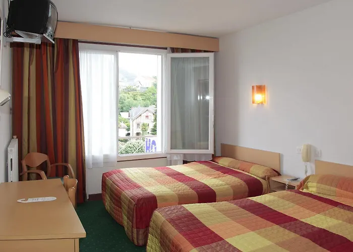 Hotel Sainte Suzanne 3*