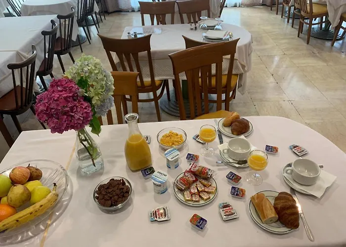 Sainte Suzanne Hotell